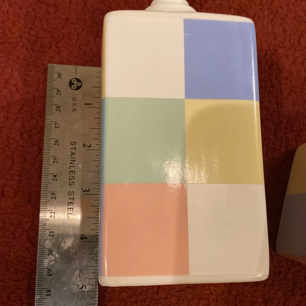 🌟MARTHA STEWART: Soap Dispenser & Tooth Brush Holder Set- Tile Design